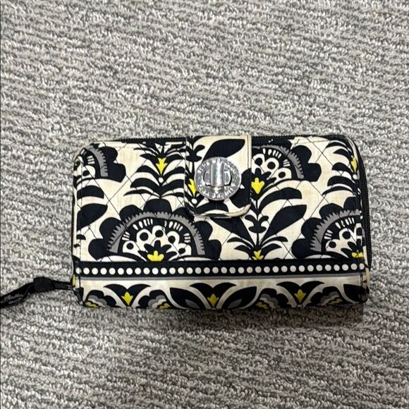Vera Bradley Floral Black and White Women's Wallet - Picture 1 of 3